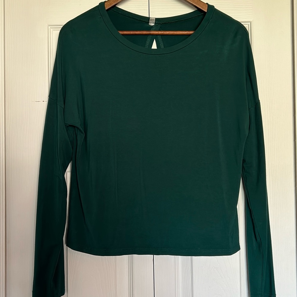 Women’s Open Back Shirt